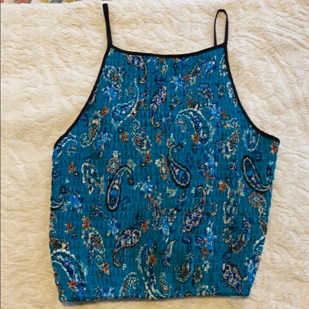 Women’s size medium crop top